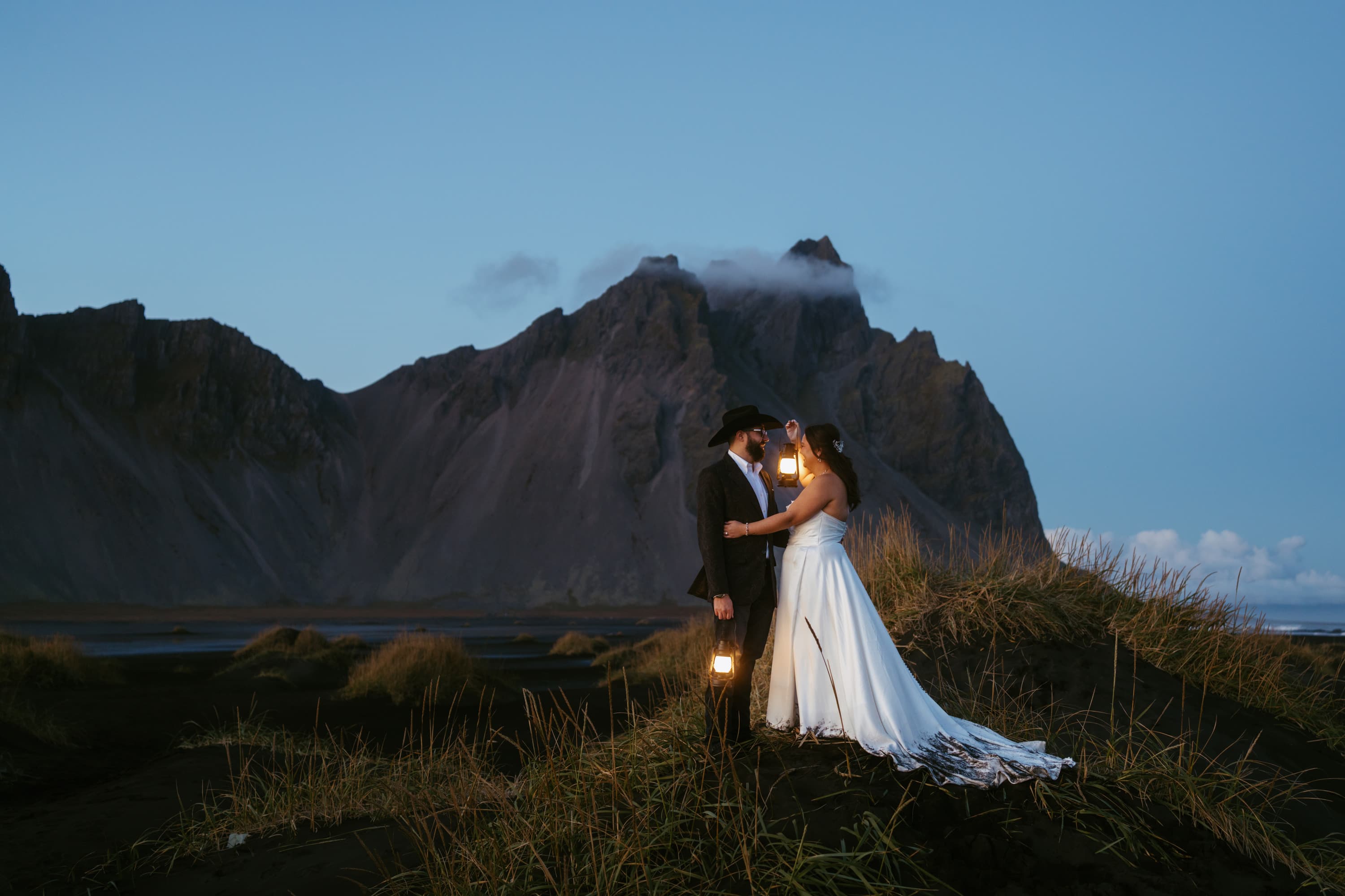 Iceland elopement photography — gallery photo 4